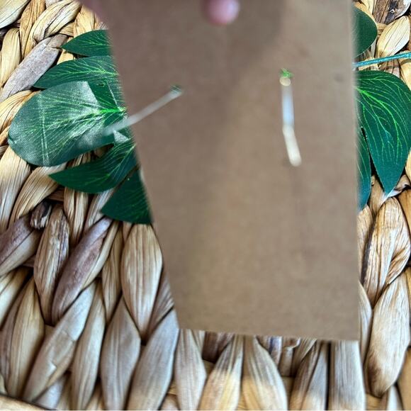 BOGO FREE WHITE BEADED Dangle earrings - Picture 4 of 4